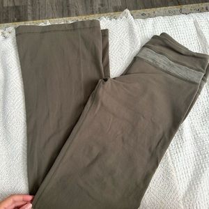 Lululemon flare leggings